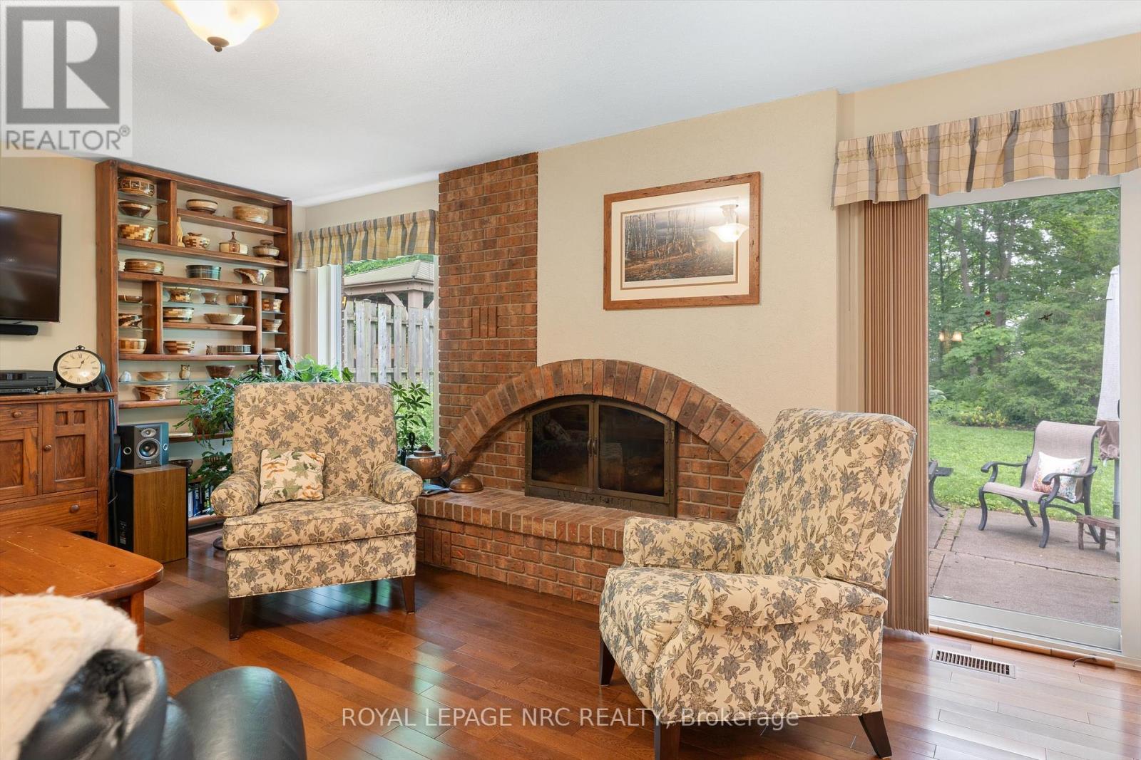 7 Parkhill Road, Pelham, Ontario  L3E 0J3 - Photo 12 - X13434784
