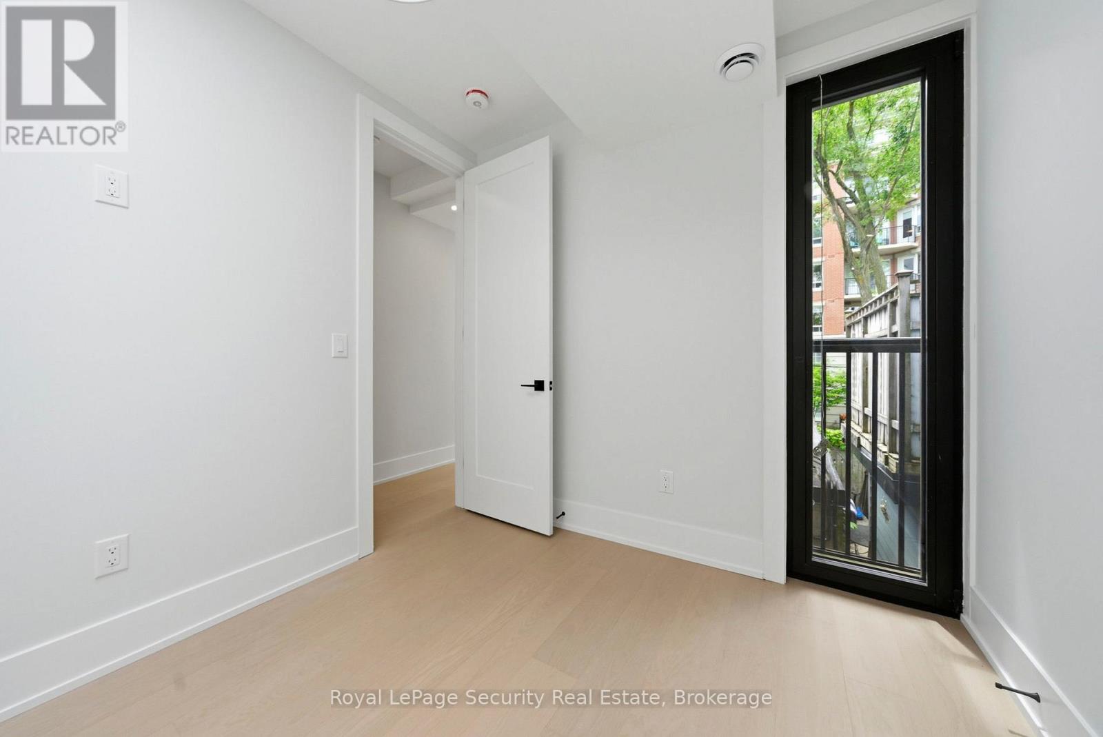 2 - 21 Belmont Street, Toronto, Ontario  M5R 1P9 - Photo 12 - C13434692