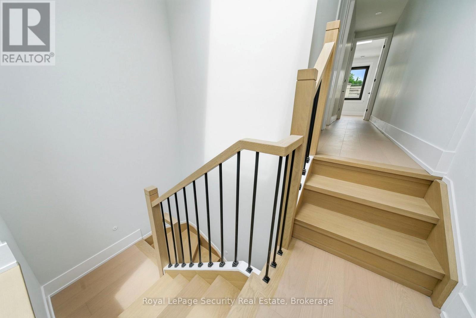 2 - 21 Belmont Street, Toronto, Ontario  M5R 1P9 - Photo 8 - C13434692