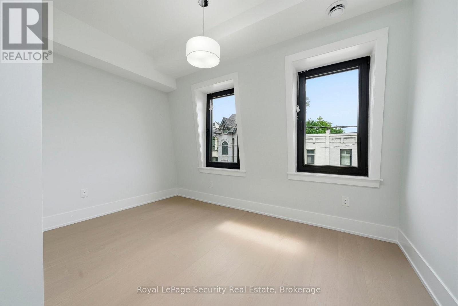 2 - 21 Belmont Street, Toronto, Ontario  M5R 1P9 - Photo 9 - C13434692