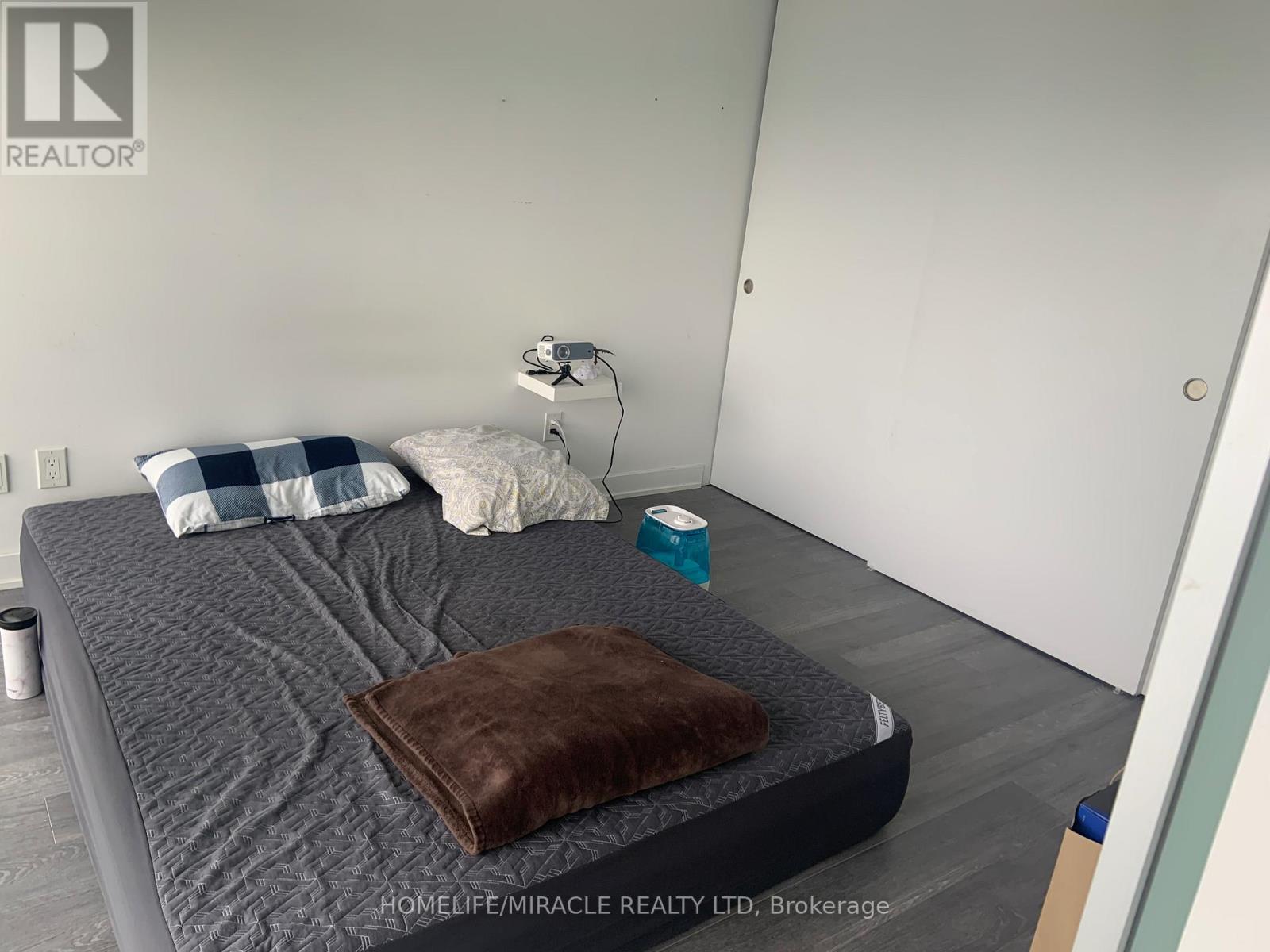 2105 - 185 Roehampton Avenue, Toronto, Ontario  M4P 1R4 - Photo 9 - C13434750