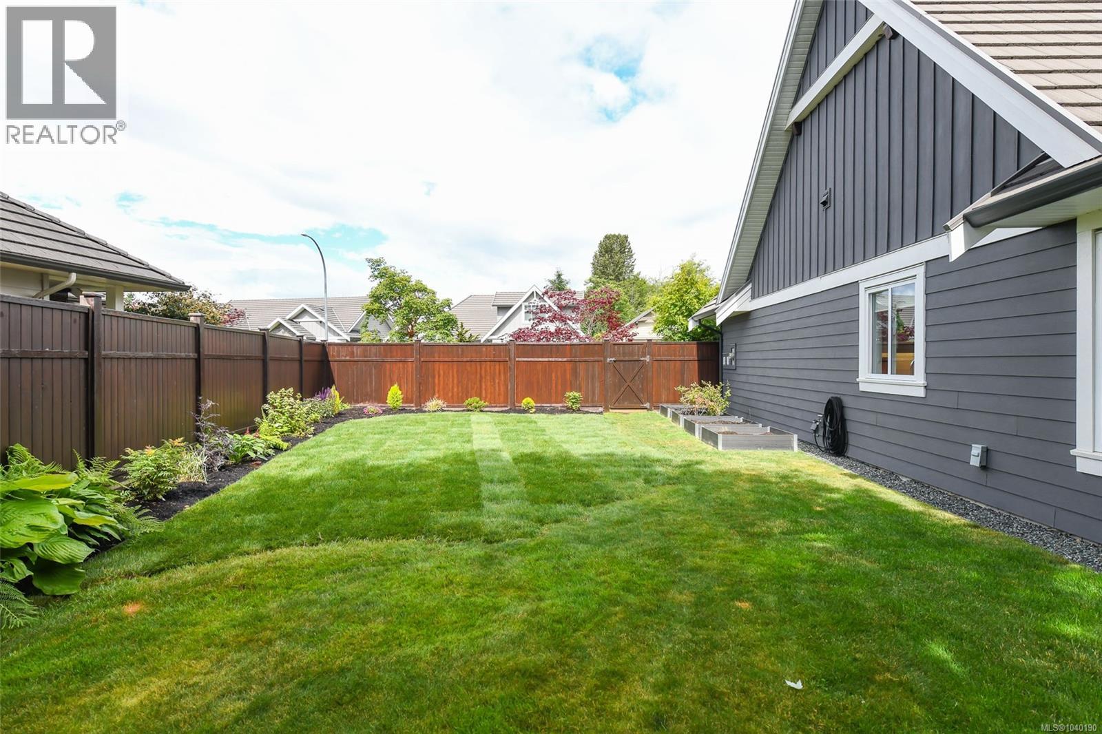 2241 Sussex Pl, Courtenay, British Columbia V9N 0E3 - Photo 52 - 1040190