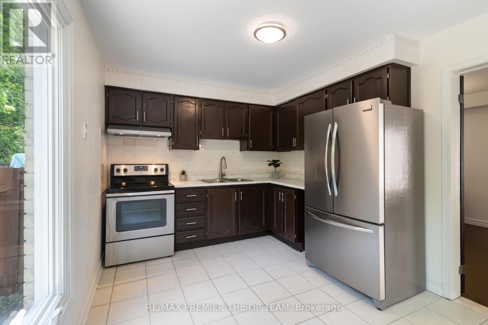 93 Sudbury Hall Drive, Toronto, Ontario M1B 3H5 - Photo 13 - E13434670