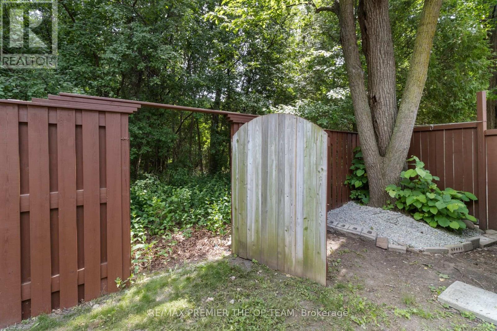 93 Sudbury Hall Drive, Toronto, Ontario M1B 3H5 - Photo 33 - E13434670