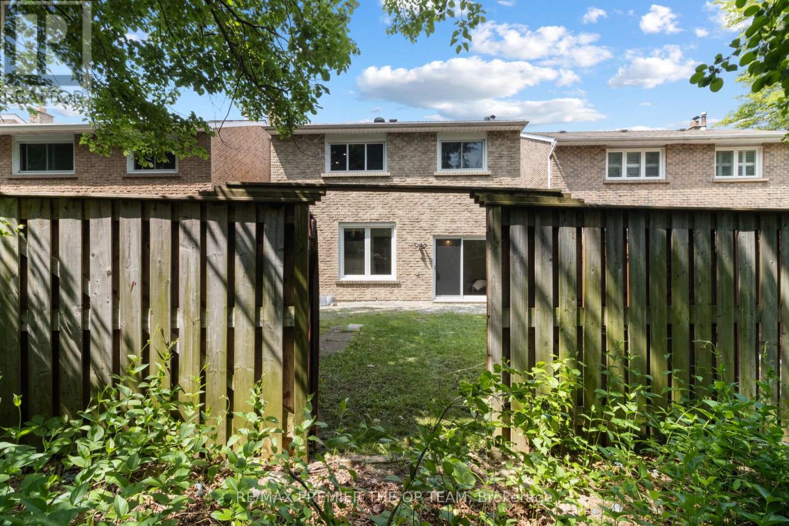 93 Sudbury Hall Drive, Toronto, Ontario M1B 3H5 - Photo 34 - E13434670
