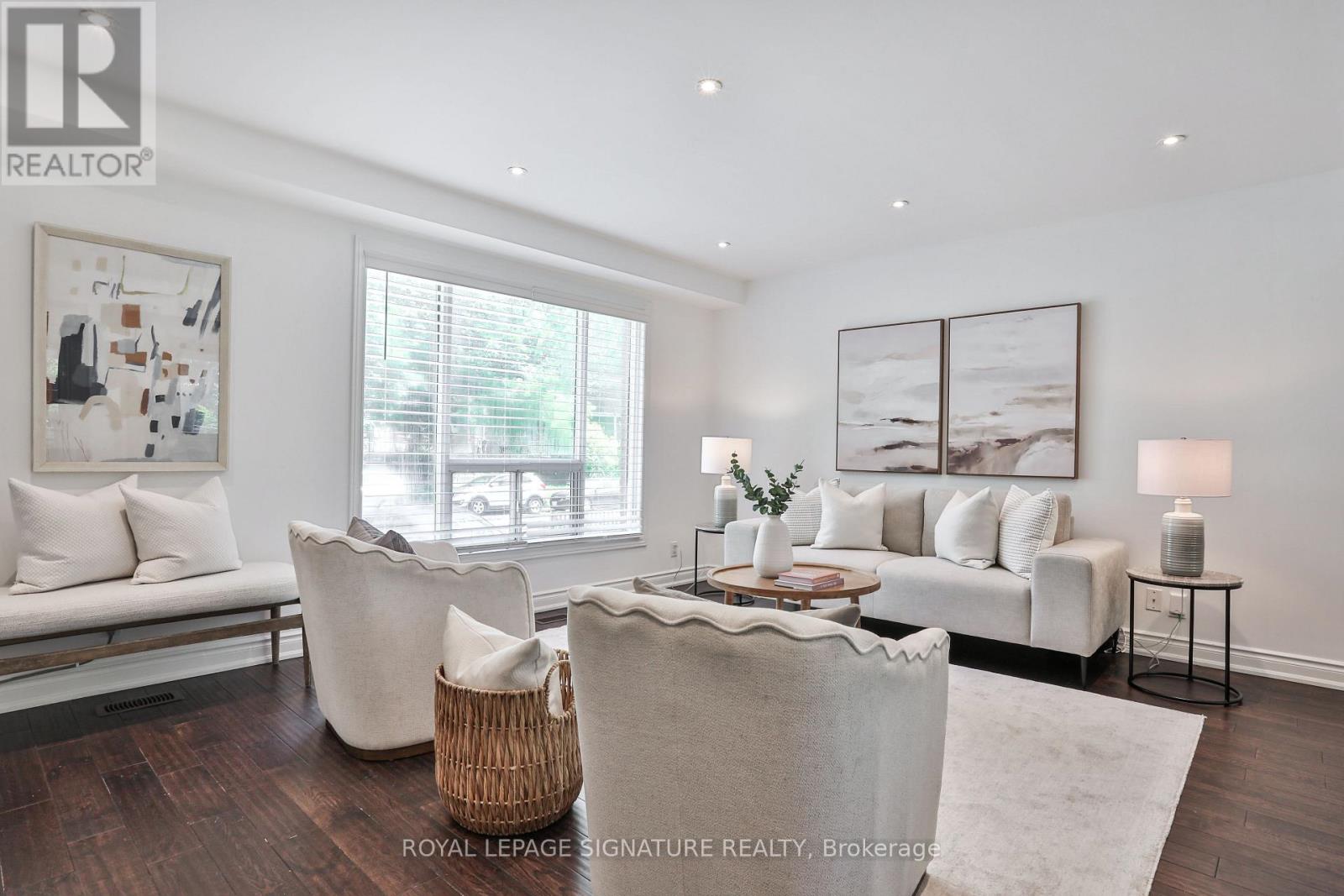 280 Gowan Avenue, Toronto, Ontario  M4J 2K6 - Photo 12 - E13434786