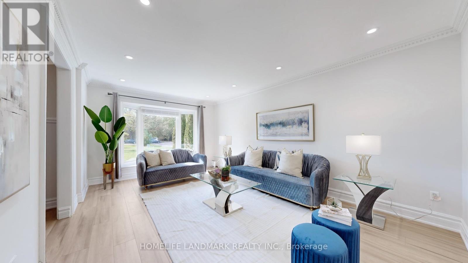 20573 Yonge Street, East Gwillimbury, Ontario  L3Y 4V8 - Photo 4 - N13434688