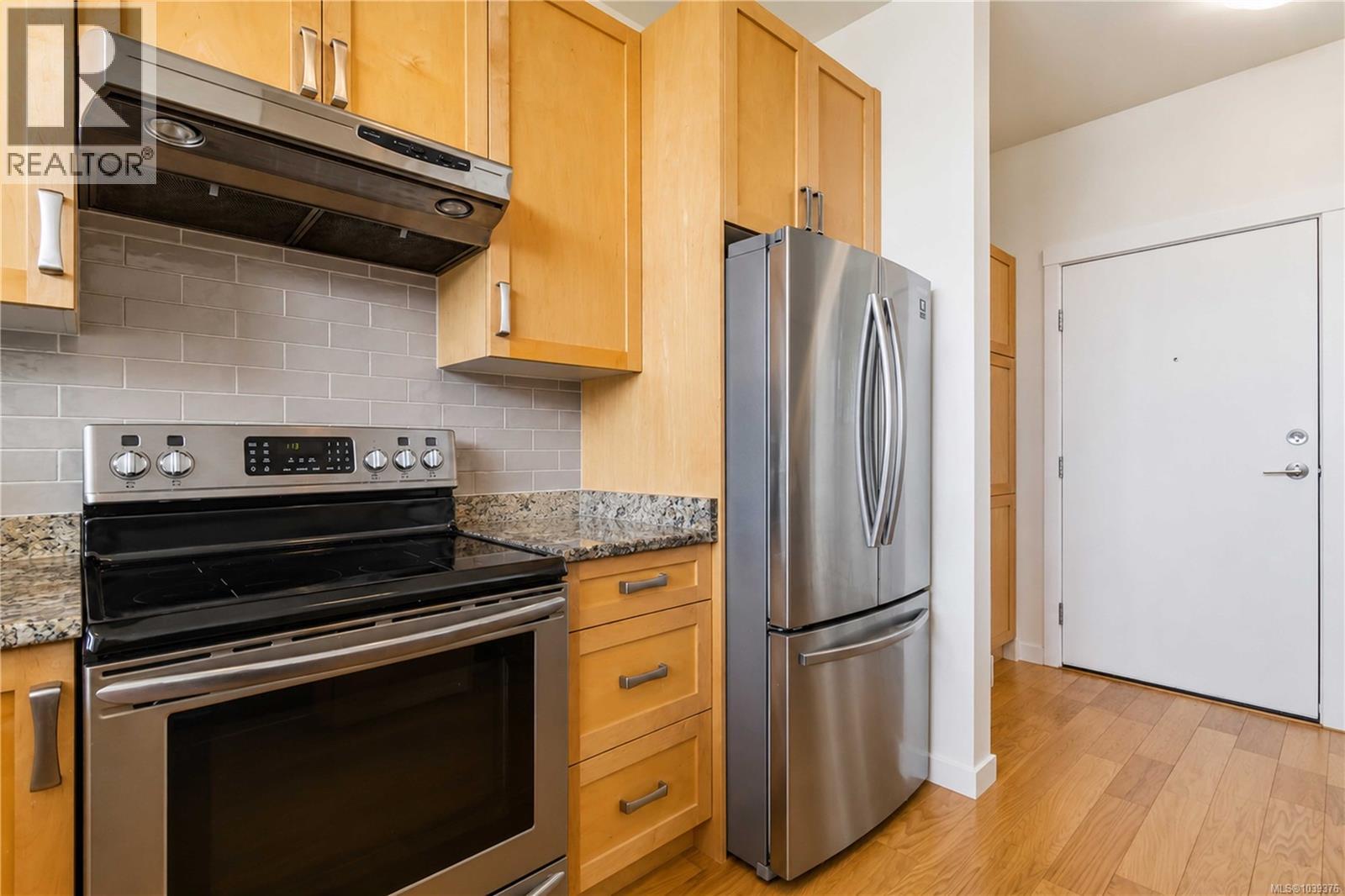 302 6683 Horne Rd, Sooke, British Columbia  V9Z 1H8 - Photo 14 - 1039376