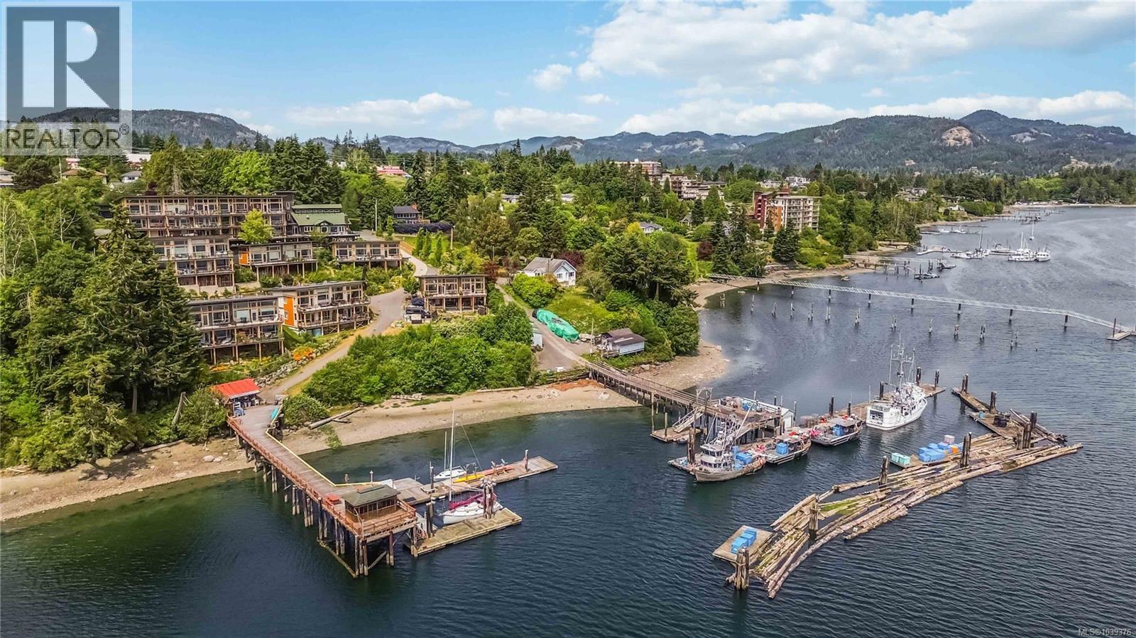 302 6683 Horne Rd, Sooke, British Columbia  V9Z 1H8 - Photo 2 - 1039376