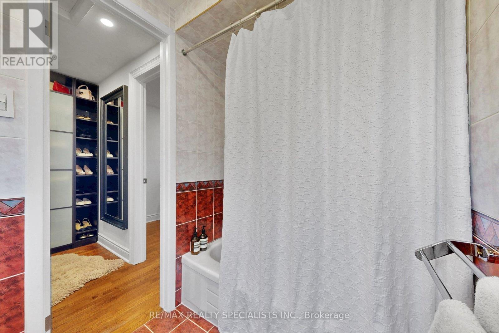 39 B Newington Crescent, Toronto, Ontario  M9C 5B7 - Photo 29 - W13434682