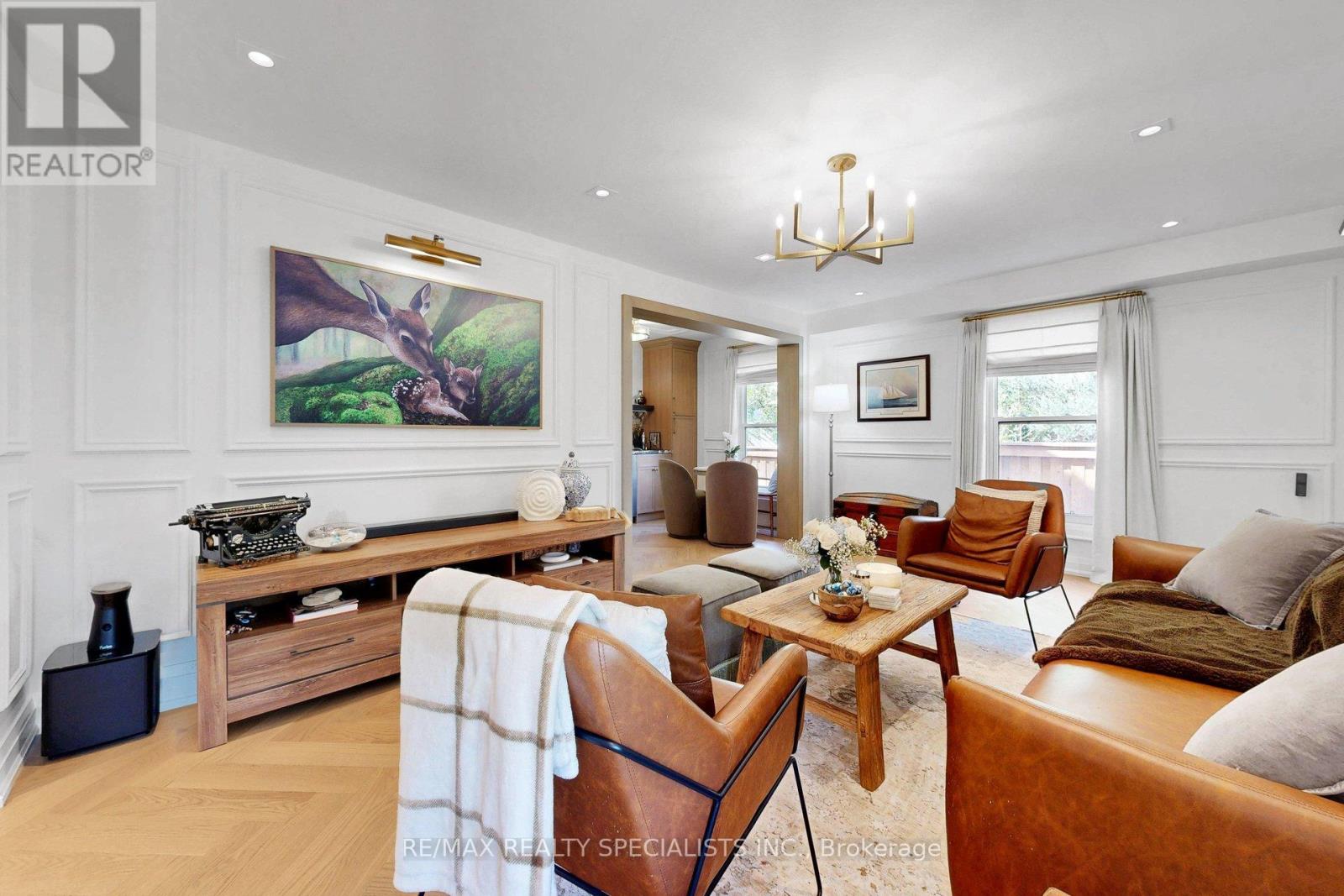 39 B Newington Crescent, Toronto, Ontario  M9C 5B7 - Photo 7 - W13434682