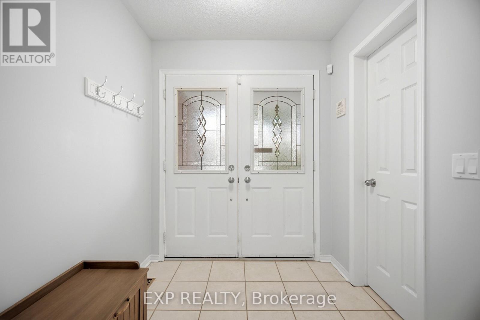 159 Hanton Crescent, Caledon, Ontario  L7E 2C8 - Photo 2 - W13434748