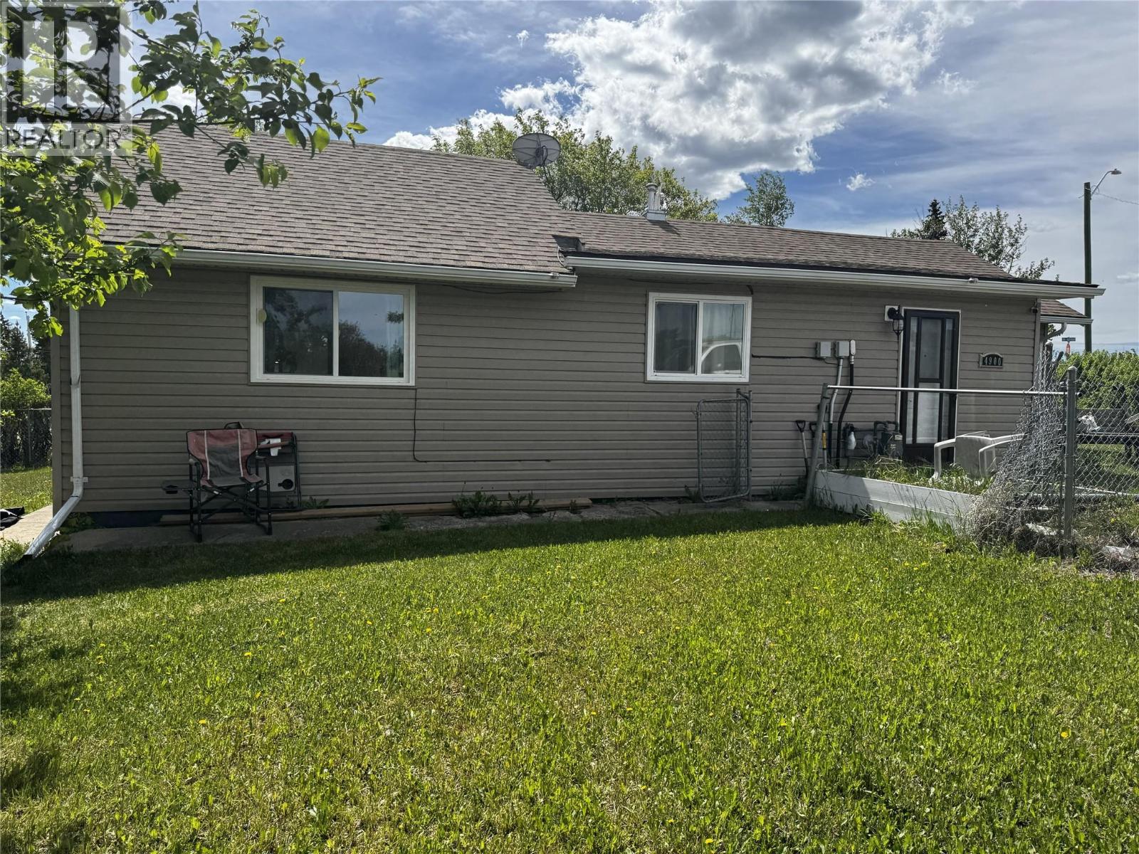 4900 50 Avenue Pouce Coupe Photo 14 4900 50 Avenue Pouce Coupe Photo 14