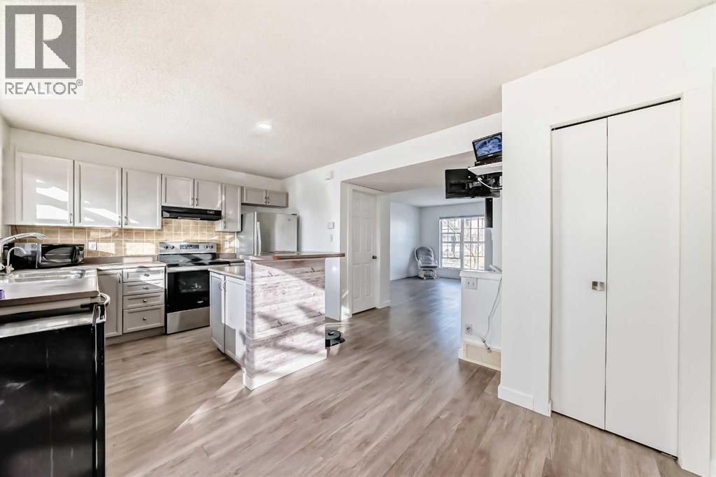 294 Elgin View Se, Calgary, Alberta  T2Z 4N6 - Photo 12 - A2282822
