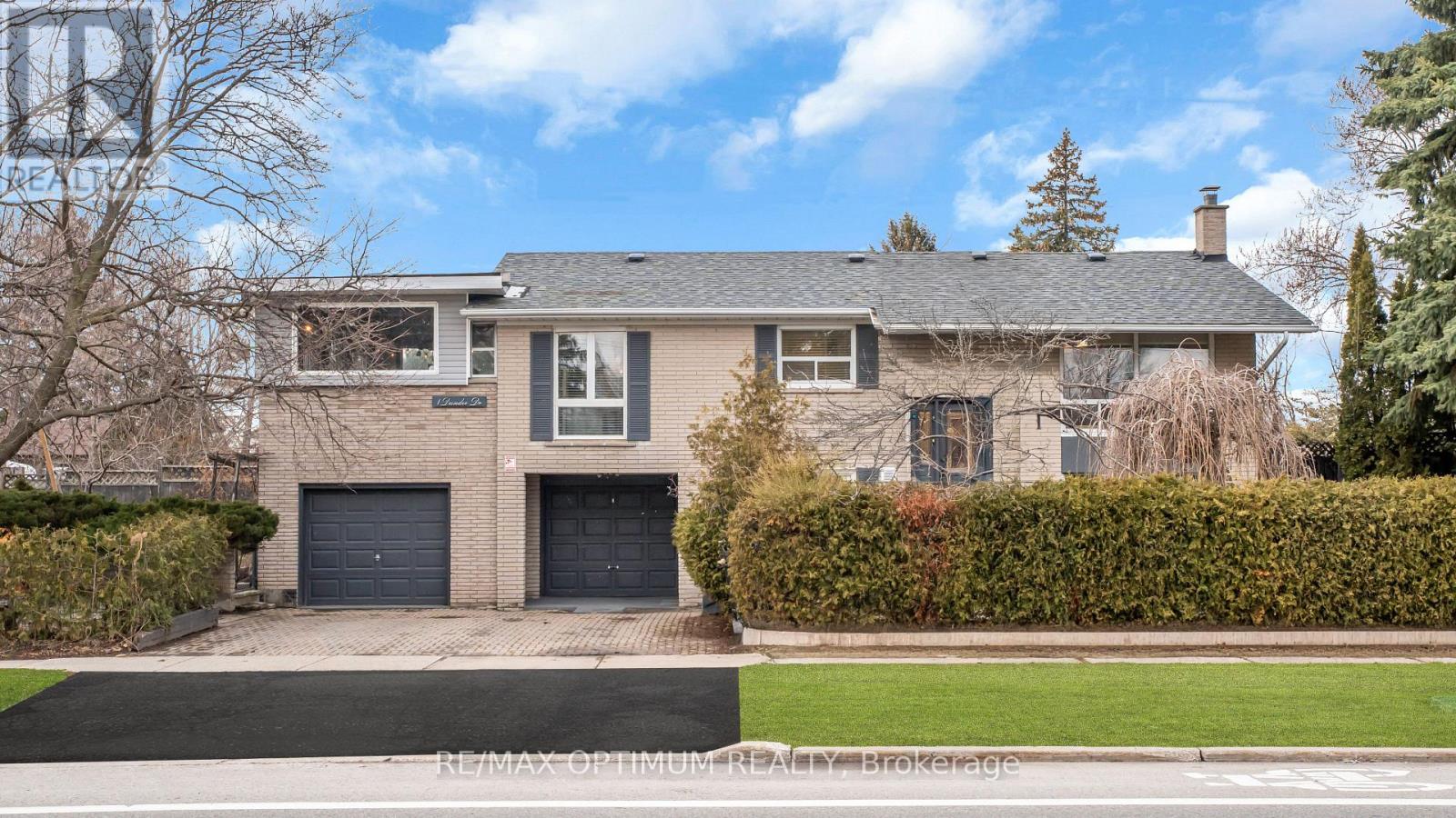 1 Dundee Drive, Toronto, Ontario  M3J 1H5 - Photo 3 - W13249152