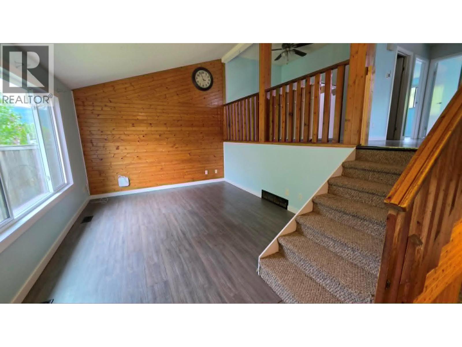 2651 Balsam Lane, Lumby, British Columbia  V0E 2G5 - Photo 5 - 10391082