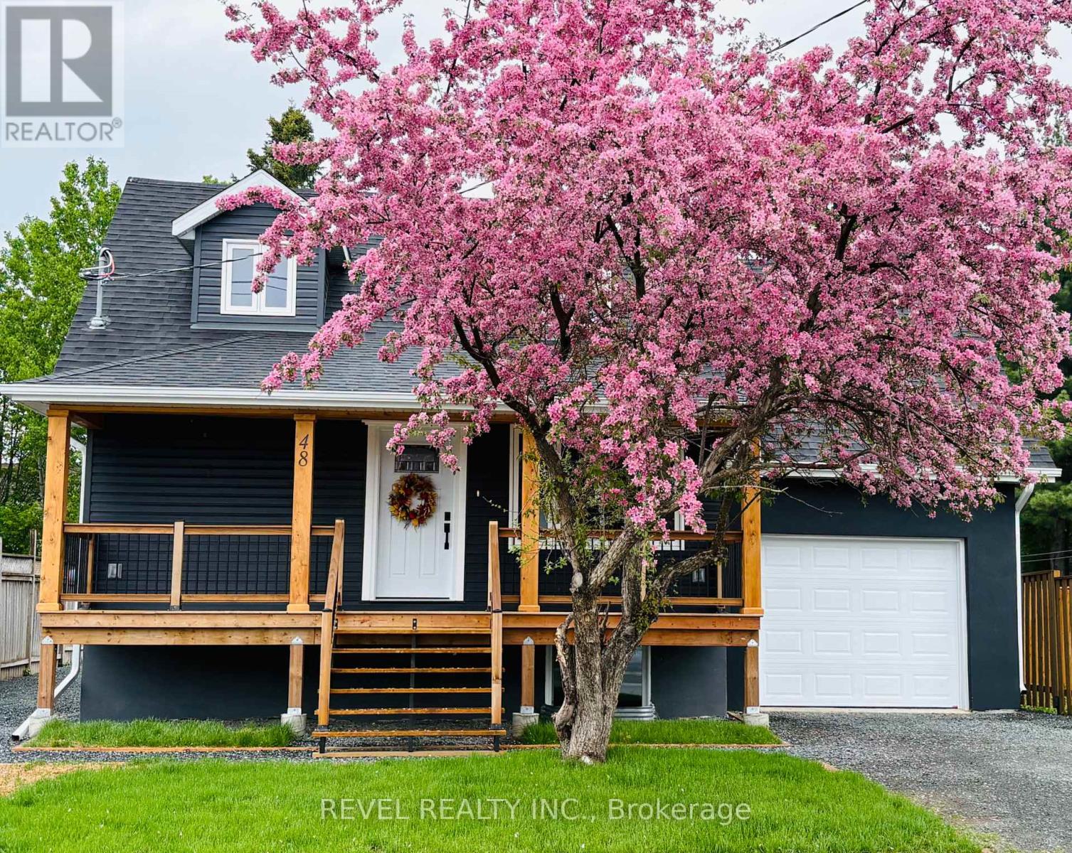 48 STERLING AVENUE W, Timmins, Ontario