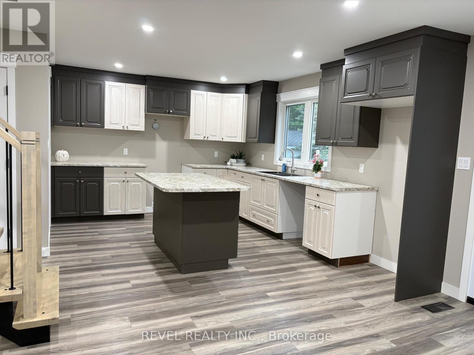 48 Sterling Avenue W, Timmins, Ontario  P4N 3K3 - Photo 6 - T13432870
