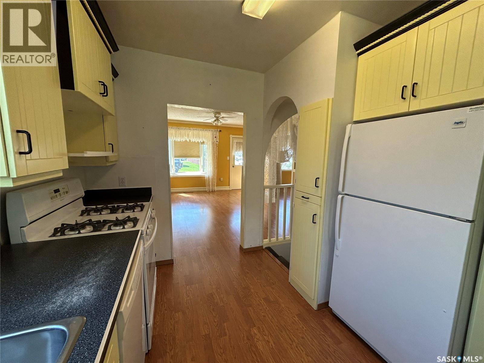 203 Phillips Street, Muenster, Saskatchewan  S0K 2Y0 - Photo 10 - SK039110
