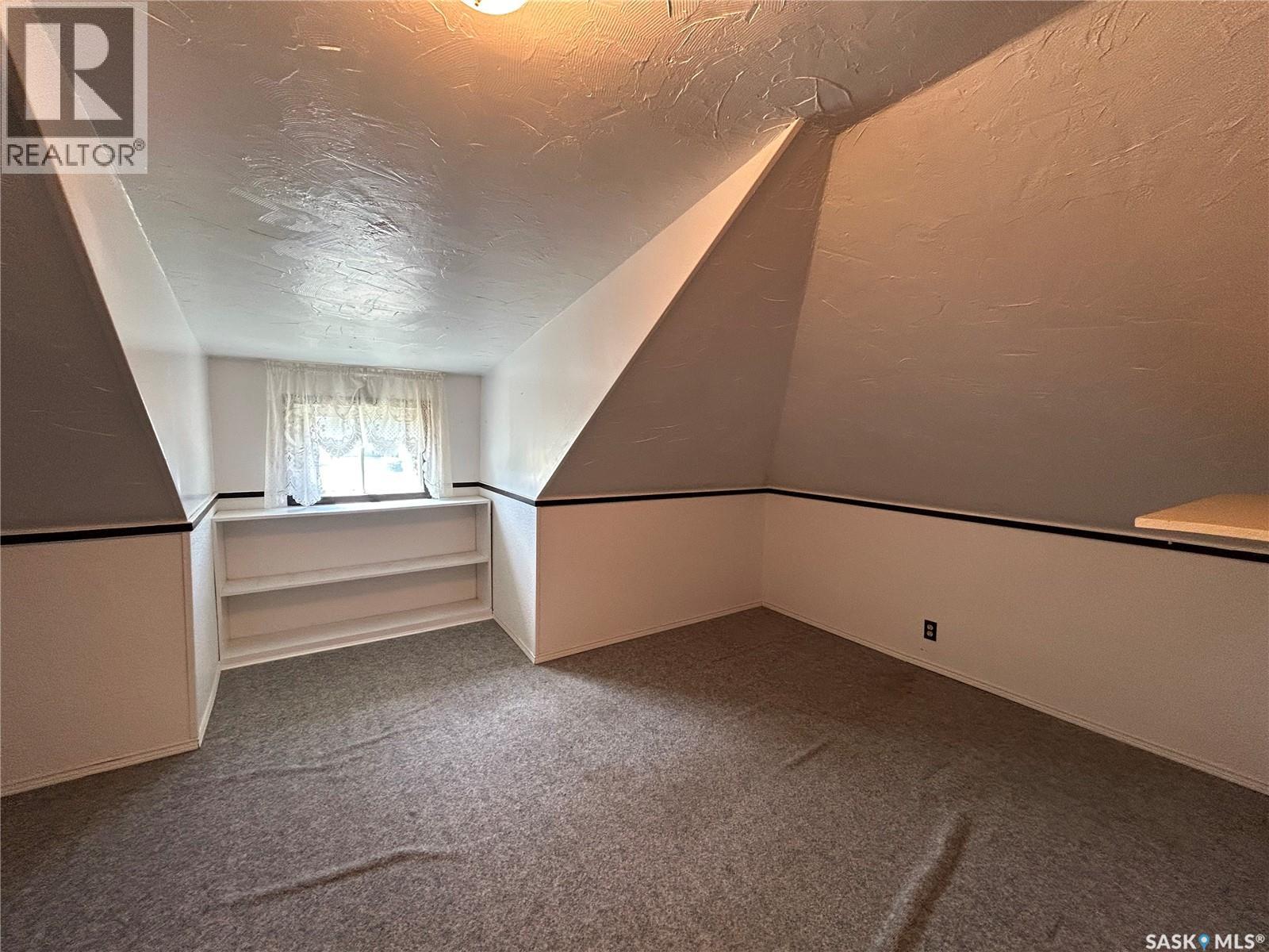 203 Phillips Street, Muenster, Saskatchewan  S0K 2Y0 - Photo 18 - SK039110