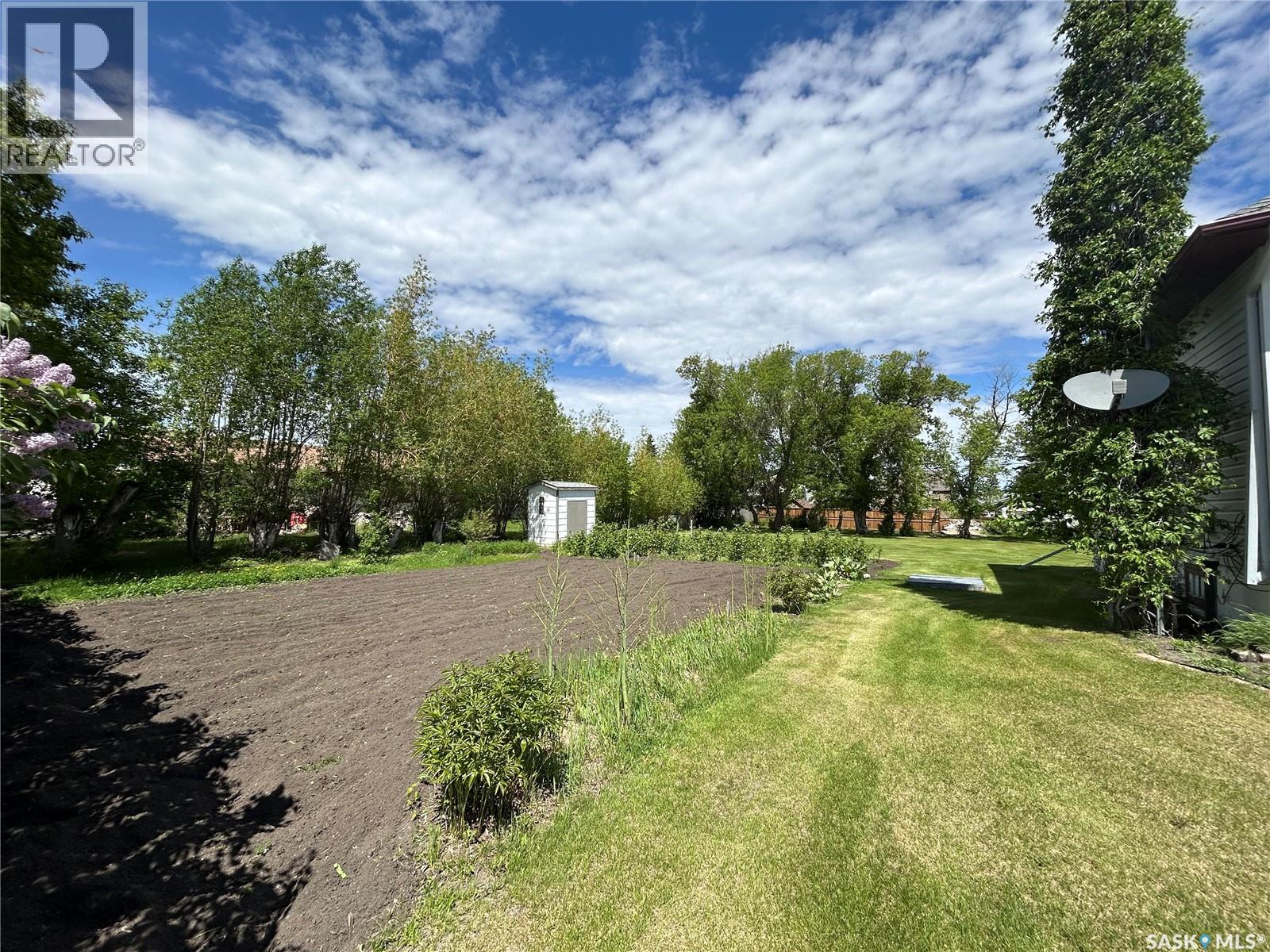 203 Phillips Street, Muenster, Saskatchewan  S0K 2Y0 - Photo 42 - SK039110