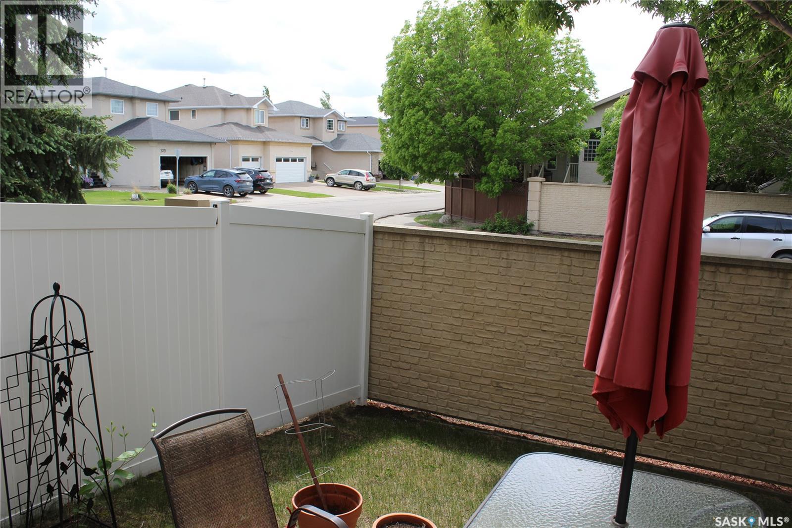 2702 Cranbourn Crescent, Regina, Saskatchewan  S4V 3C1 - Photo 34 - SK039087