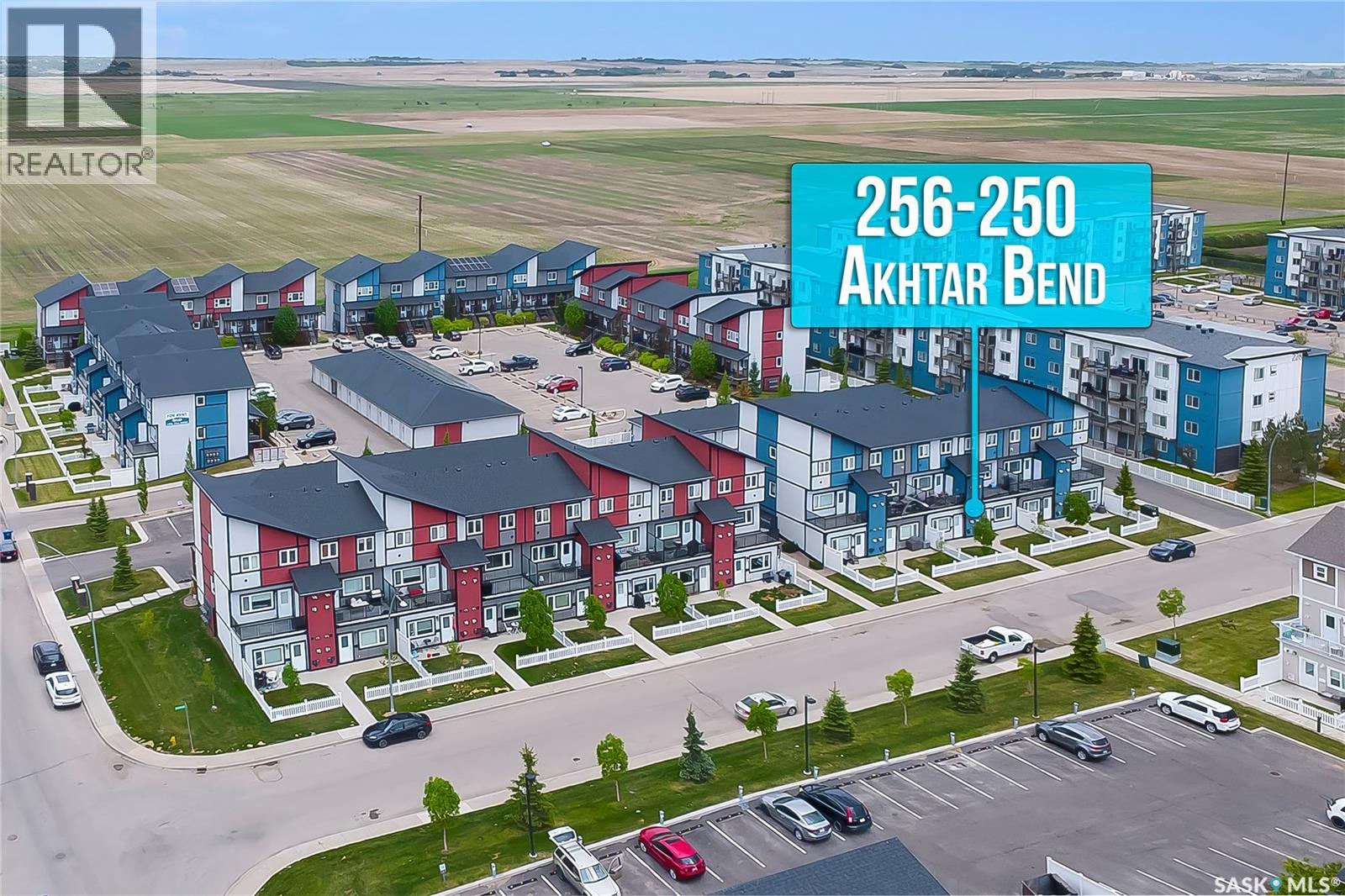 256 250 Akhtar Bend, Saskatoon, Saskatchewan  S7W 0W4 - Photo 1 - SK038822