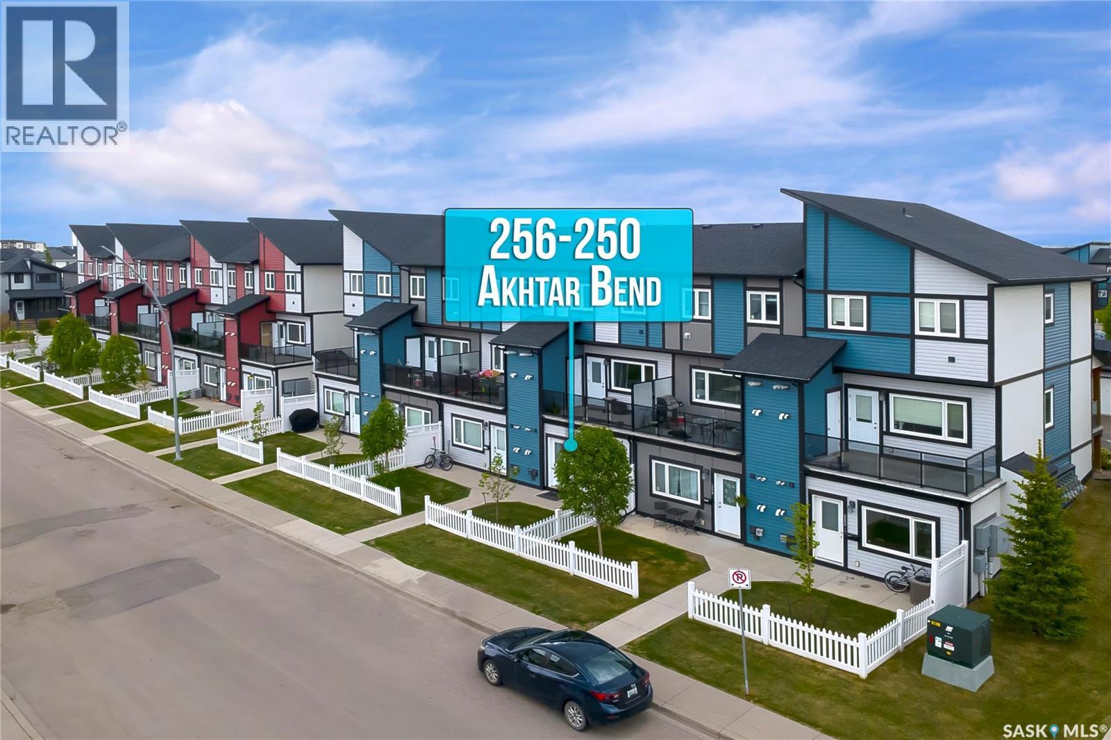 256 250 Akhtar Bend, Saskatoon, Saskatchewan  S7W 0W4 - Photo 2 - SK038822