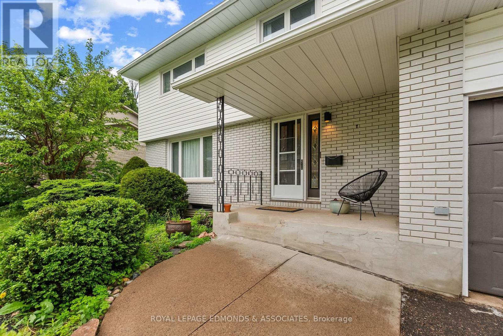 607 Elizabeth Street, Pembroke, Ontario  K8A 1X3 - Photo 6 - X13434808