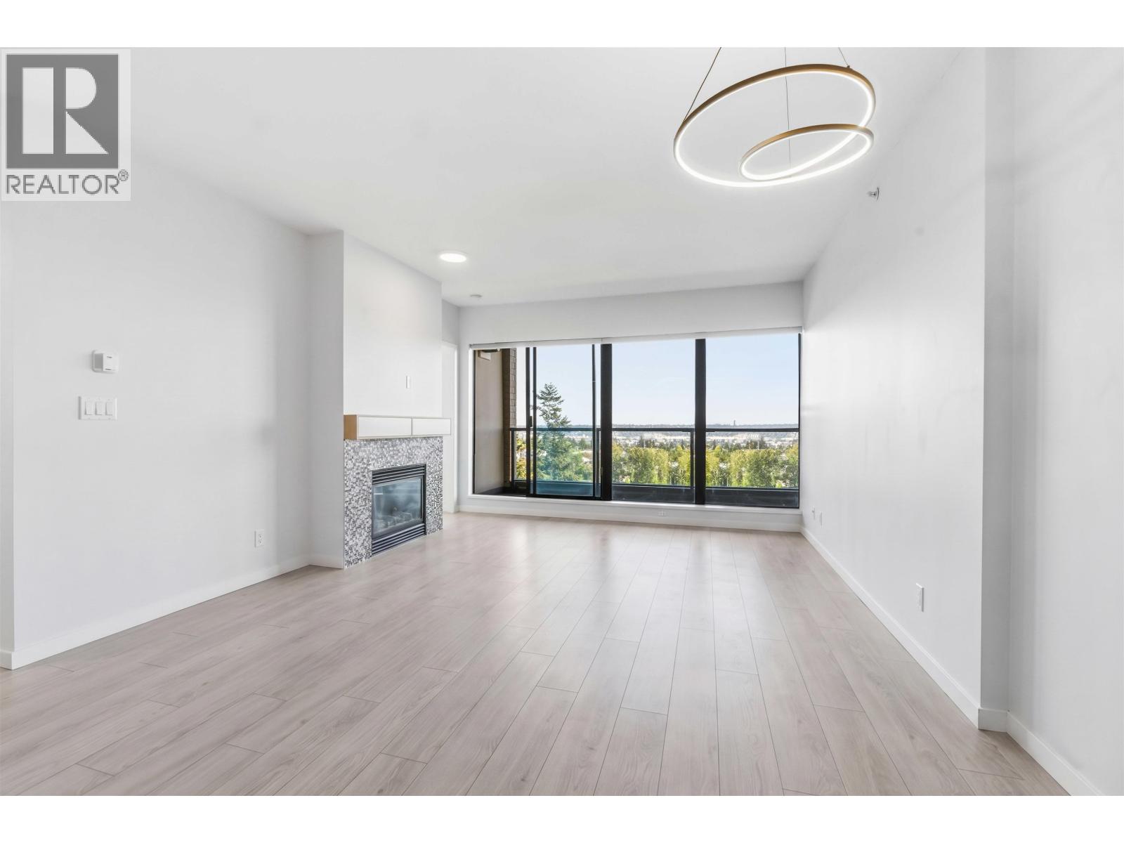 1407 7388 Sandborne Avenue, Burnaby, British Columbia  V3N 5C4 - Photo 8 - R3120959