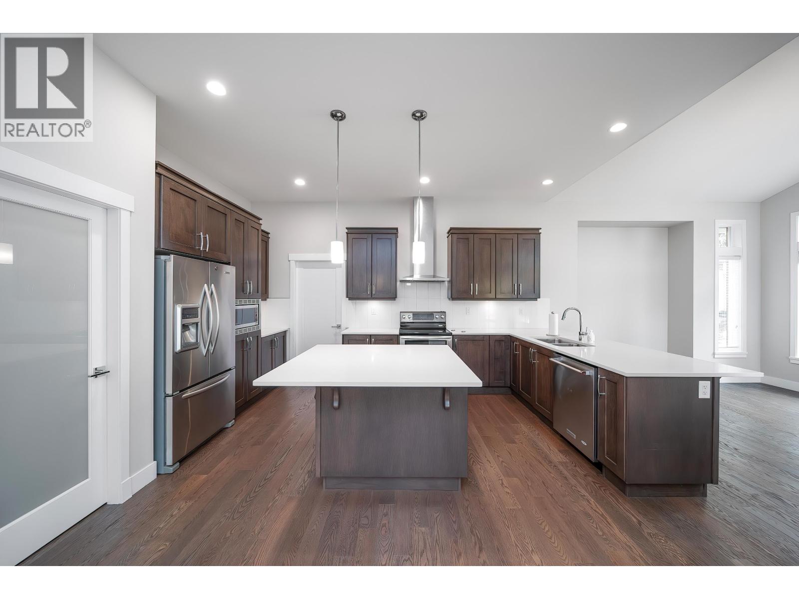 3563 Highland Drive, Coquitlam, British Columbia  V3E 0K2 - Photo 9 - R3135195