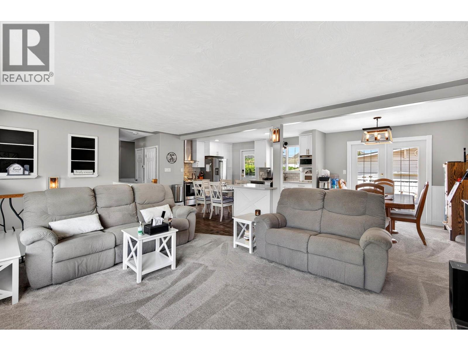 932 Renfrew Avenue, Kamloops, British Columbia  V2B 3X5 - Photo 8 - 10390845