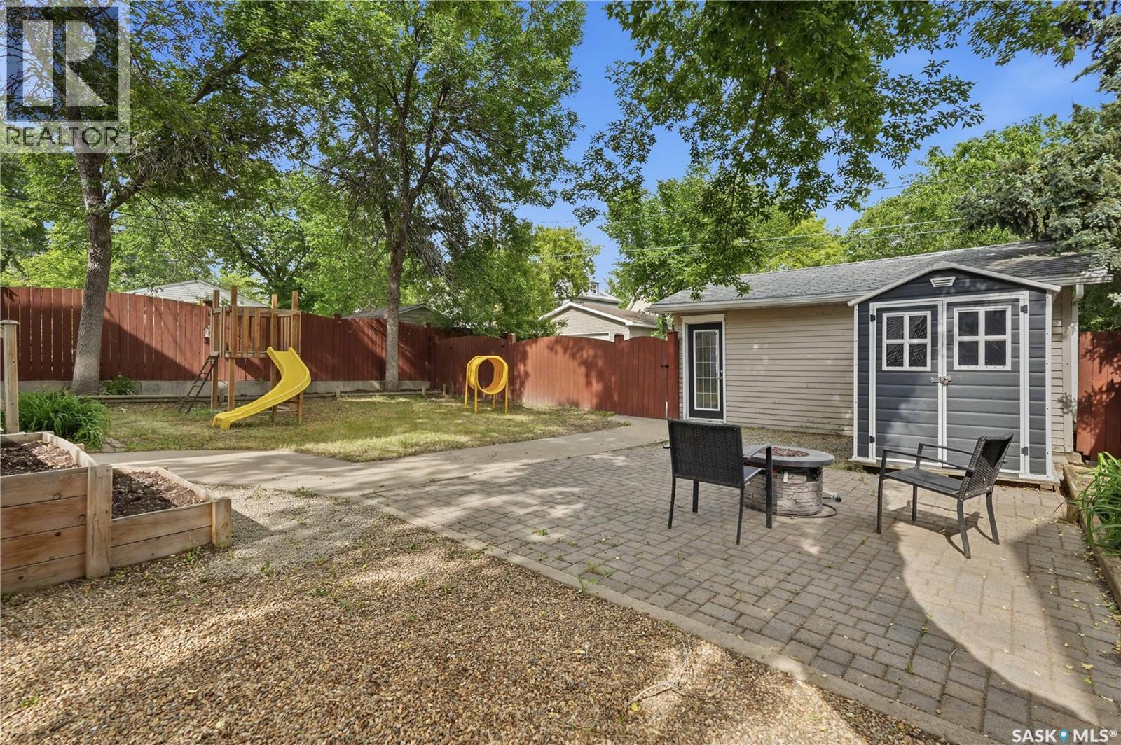 1027 Grafton Avenue, Moose Jaw, Saskatchewan  S6H 3S2 - Photo 43 - SK039143