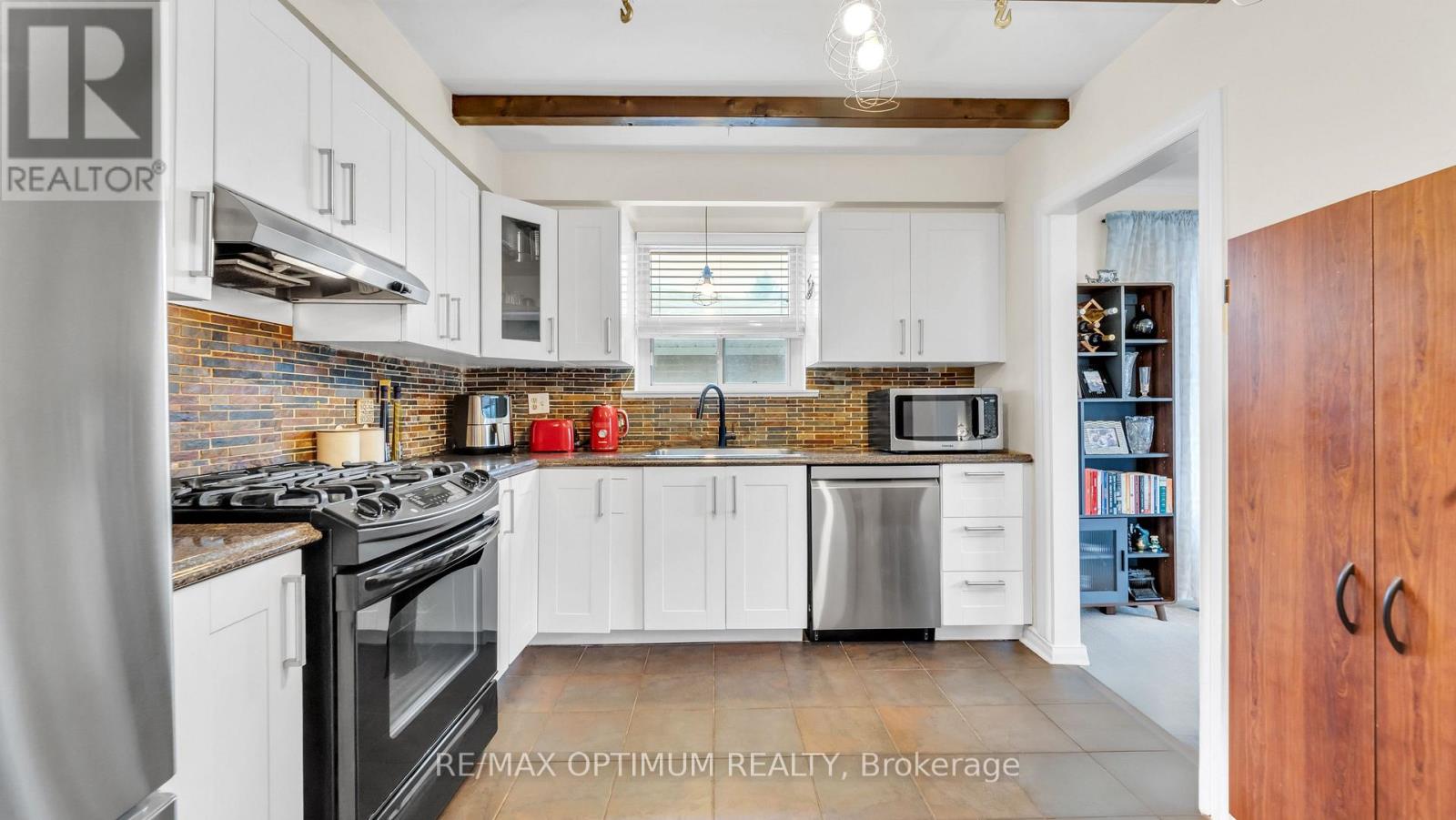 1 Dundee Drive, Toronto, Ontario  M3J 1H5 - Photo 19 - W13249152