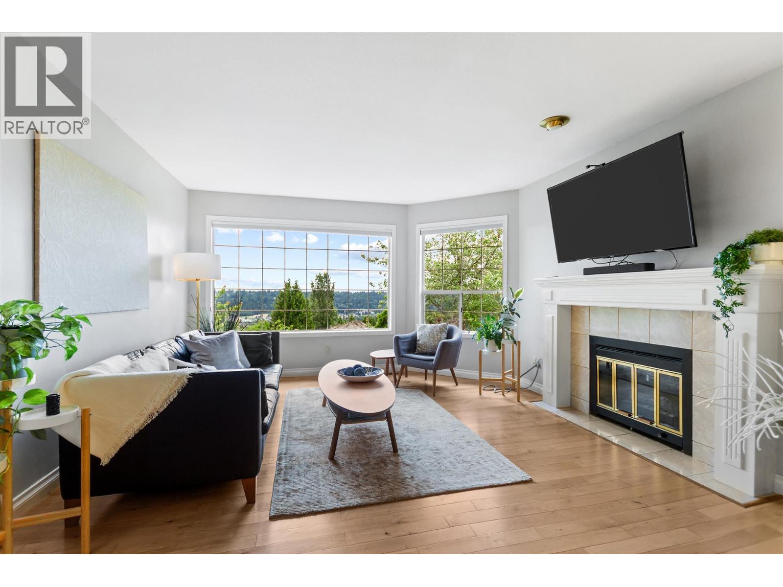 84 RAVINE DRIVE, Port Moody, British Columbia