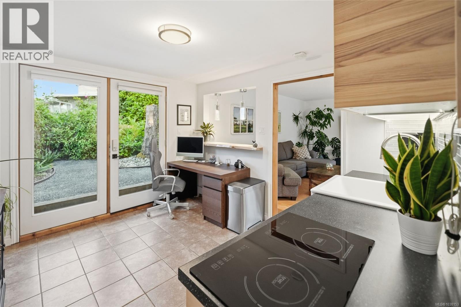 221 Elizabeth Ave, Qualicum Beach, British Columbia  V9K 1G8 - Photo 43 - 1038153