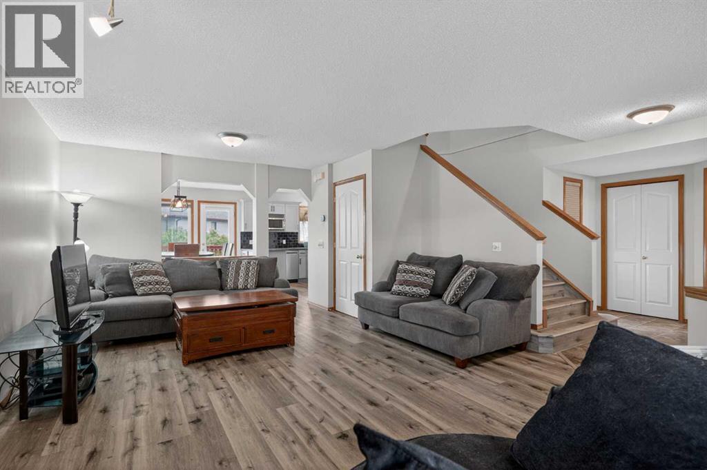 84 Hidden Spring Close NW, Calgary, Alberta  T3A 5K2 - Photo 10 - A2319136