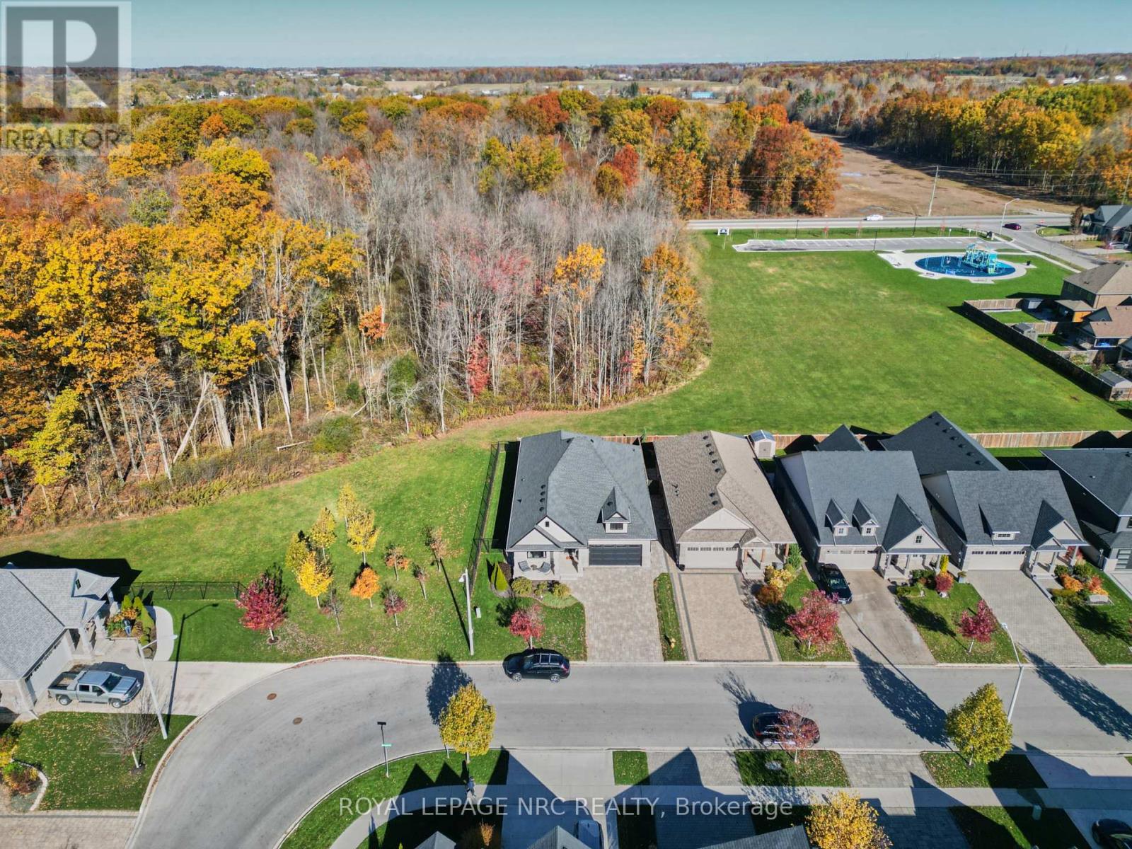 2 Mcfarland Street, Thorold, Ontario  L2V 0J2 - Photo 4 - X12969864