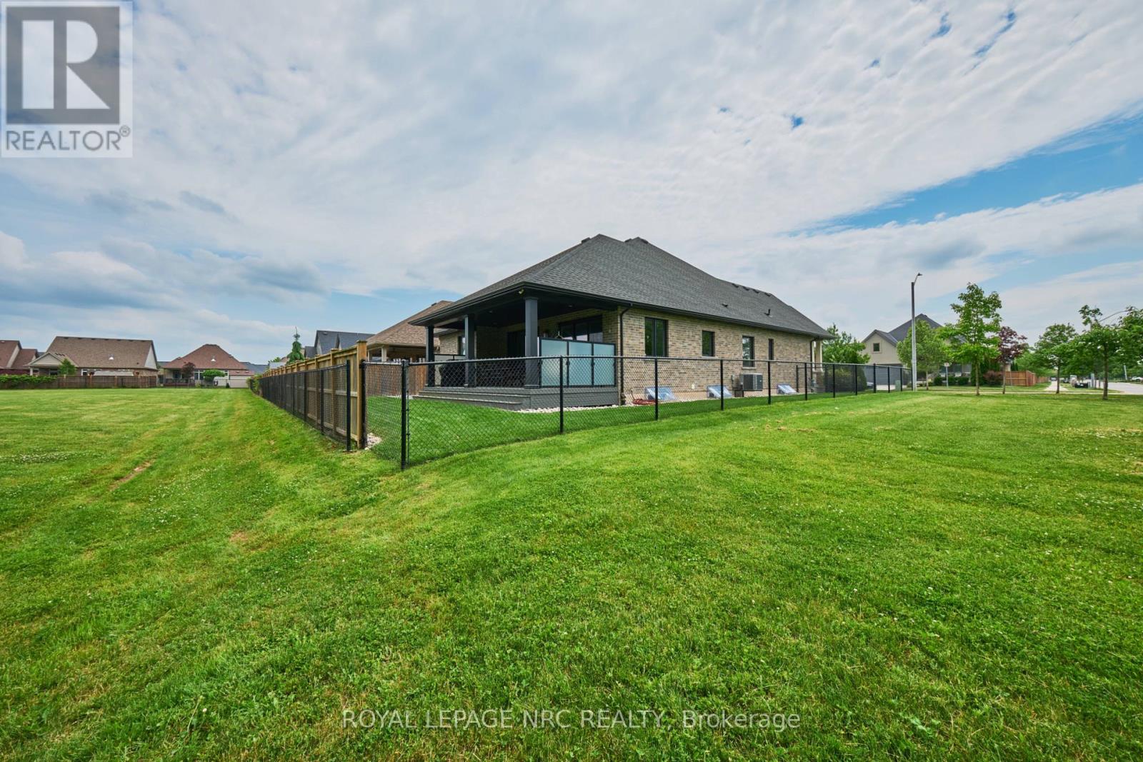 2 Mcfarland Street, Thorold, Ontario  L2V 0J2 - Photo 47 - X12969864