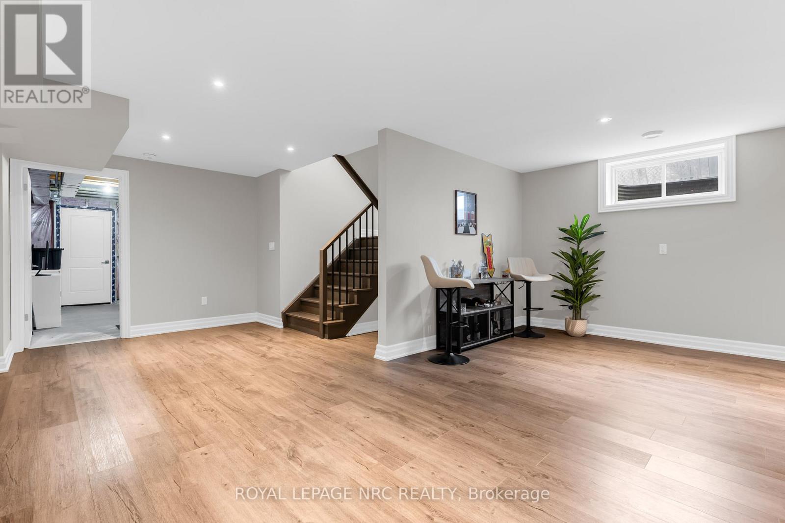 2 Mcfarland Street, Thorold, Ontario  L2V 0J2 - Photo 33 - X12969864