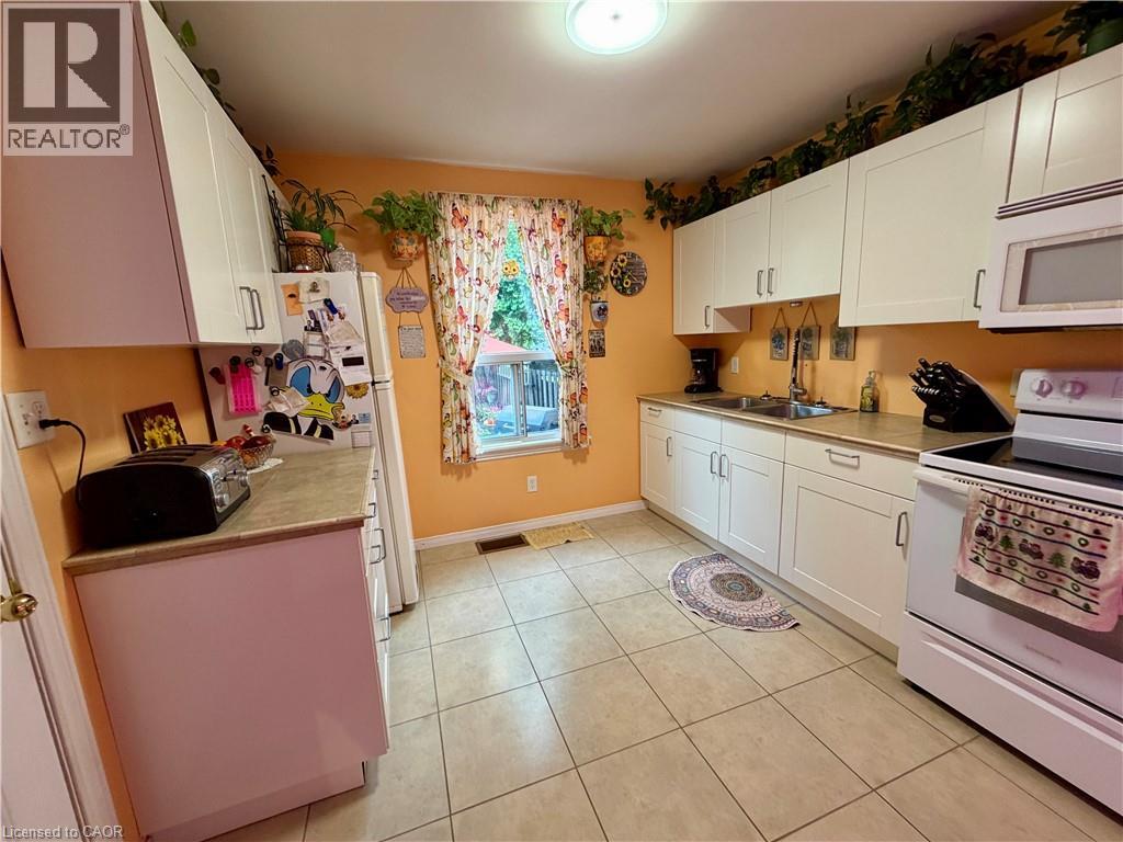 92 Case Street, Hamilton, Ontario  L8L 3G9 - Photo 9 - 40838573