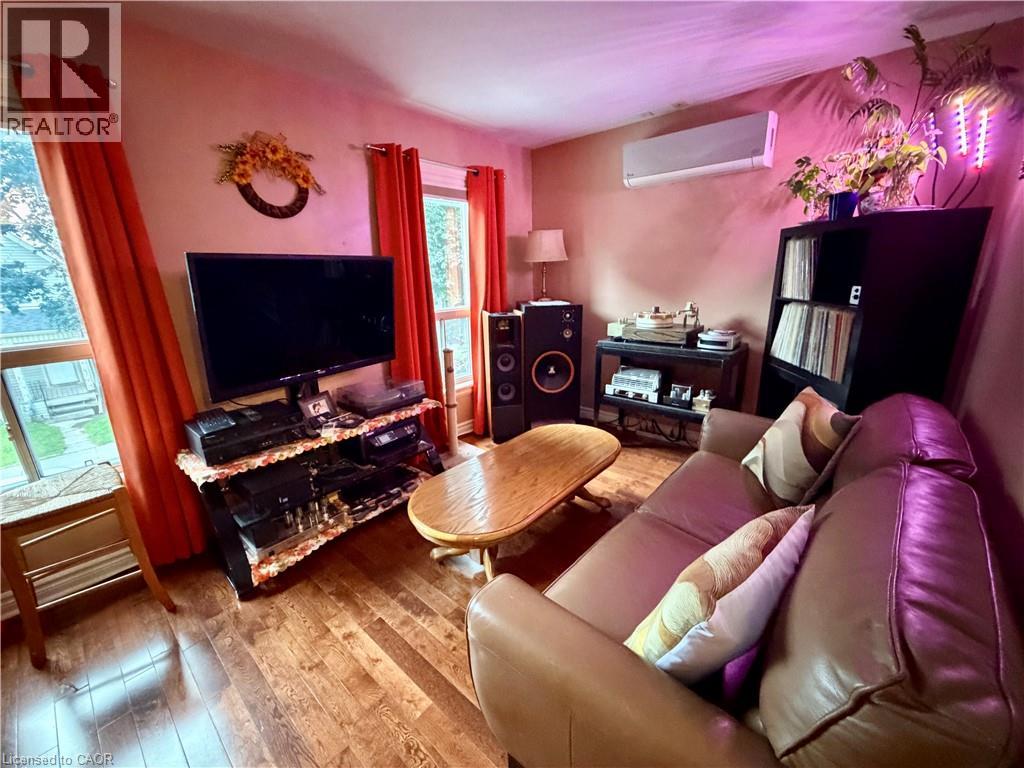 92 Case Street, Hamilton, Ontario  L8L 3G9 - Photo 21 - 40838573