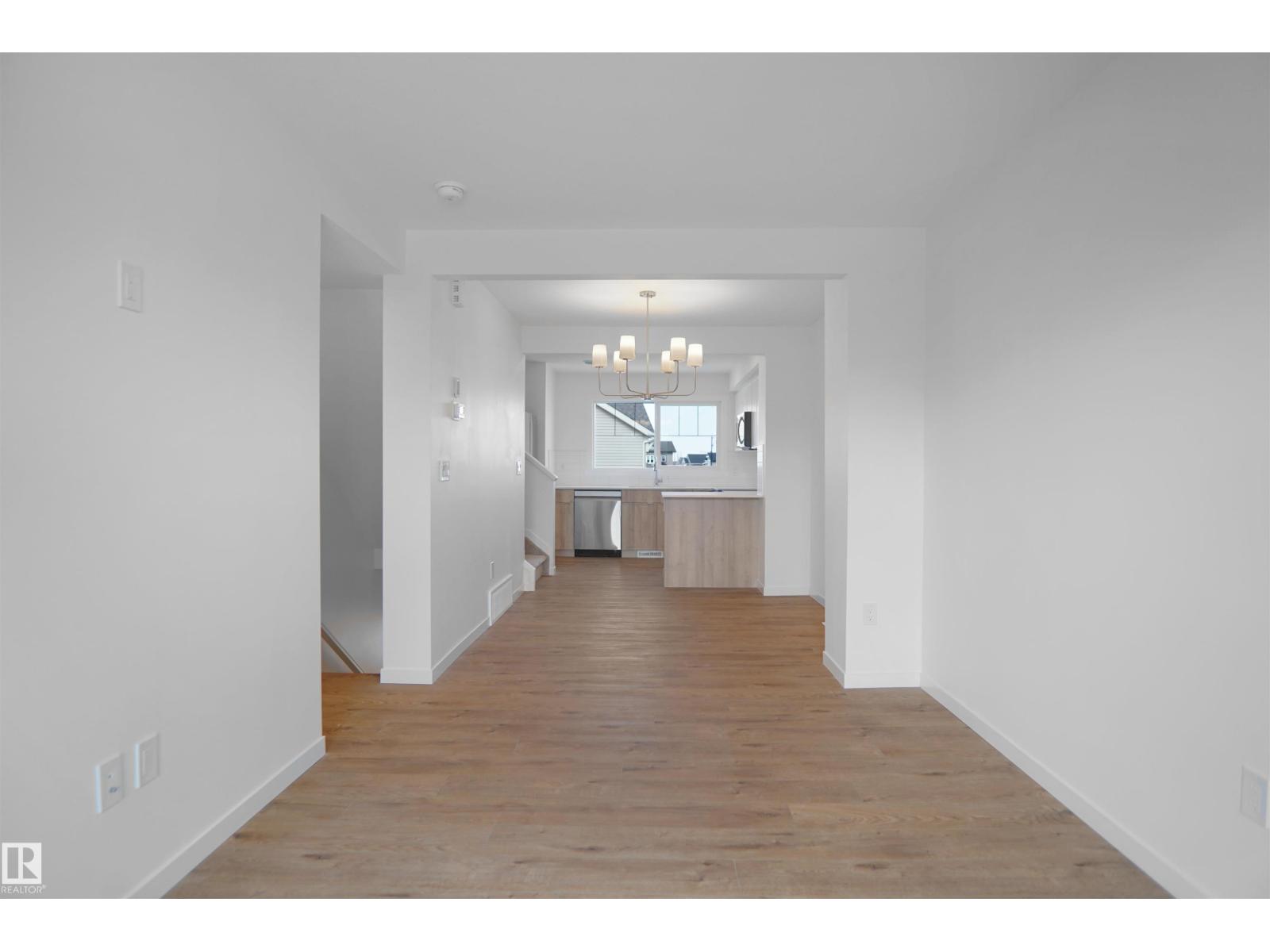#10 531 Merlin Ld NW, Edmonton, Alberta  T5S 0L9 - Photo 2 - E4471869