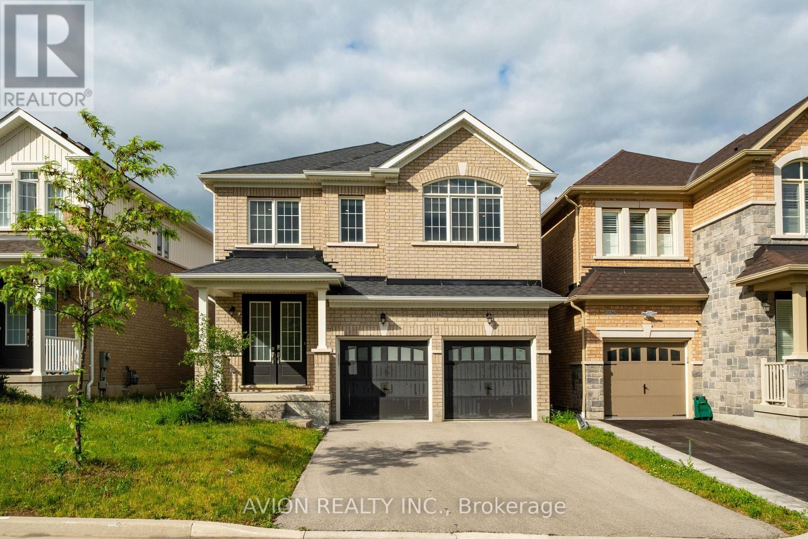 1034 TIGERLILY TRAIL, Pickering, Ontario