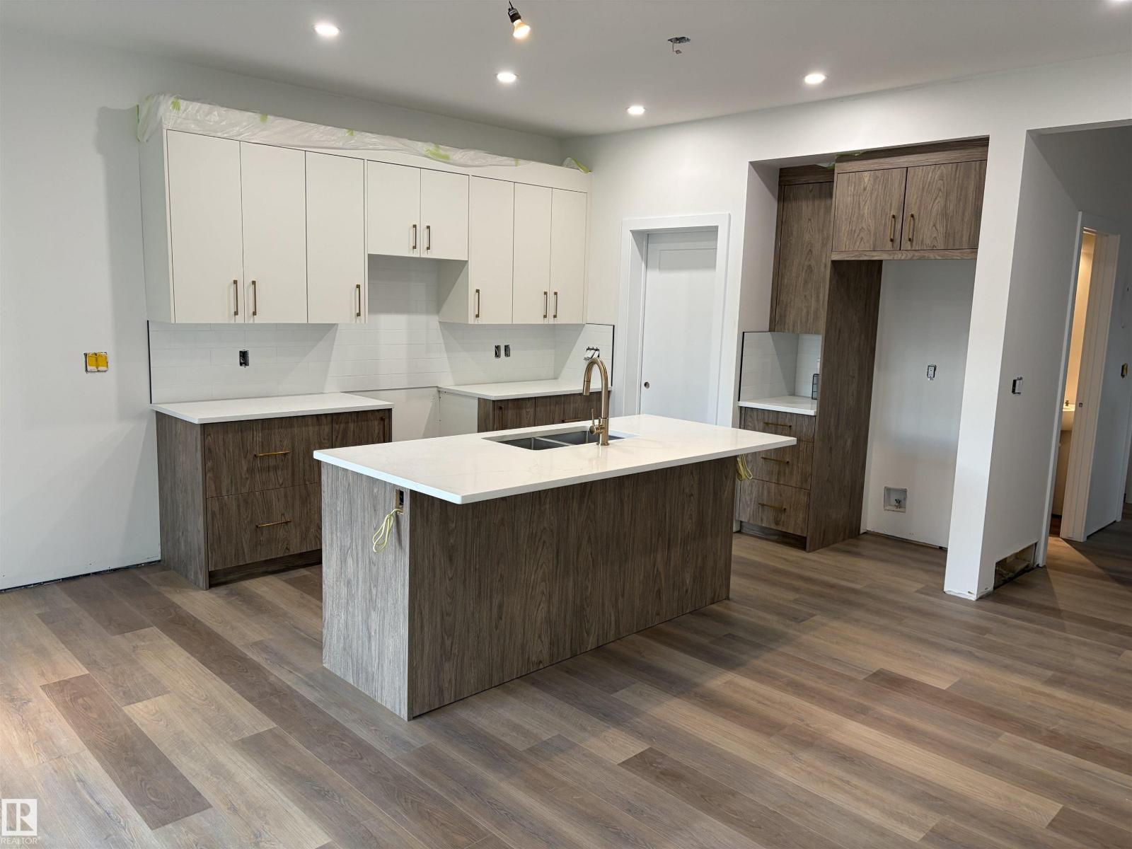 30 Elsinore Pl NW, Edmonton, Alberta  T5X 0M6 - Photo 11 - E4470220