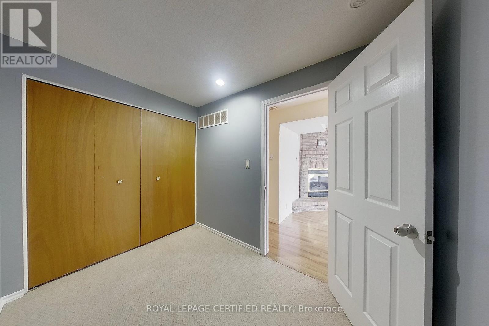 233 Benesfort Crescent, Kitchener, Ontario  N2N 3B5 - Photo 40 - X13434890