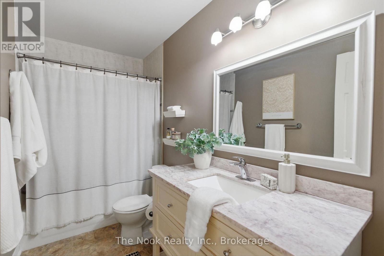 729 Sundance Circle, Oshawa, Ontario  L1J 8N9 - Photo 32 - E13429714
