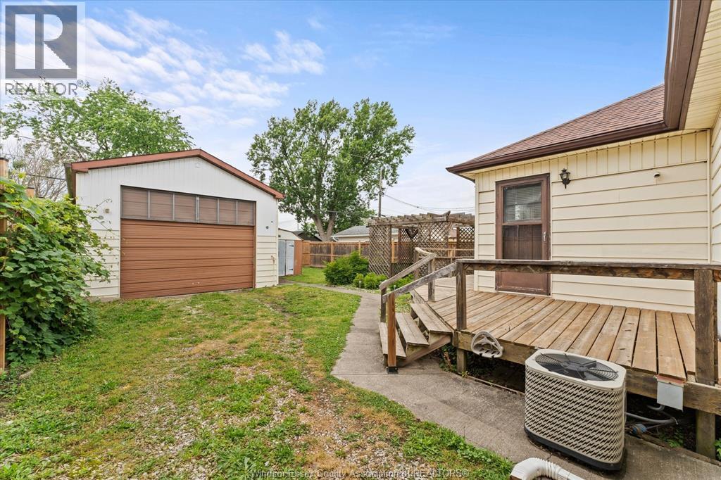 2163 Wellesley Avenue, Windsor, Ontario  N8W 2E8 - Photo 33 - 26013808