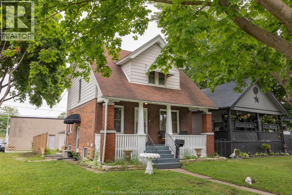 908 OAK STREET, Windsor, Ontario