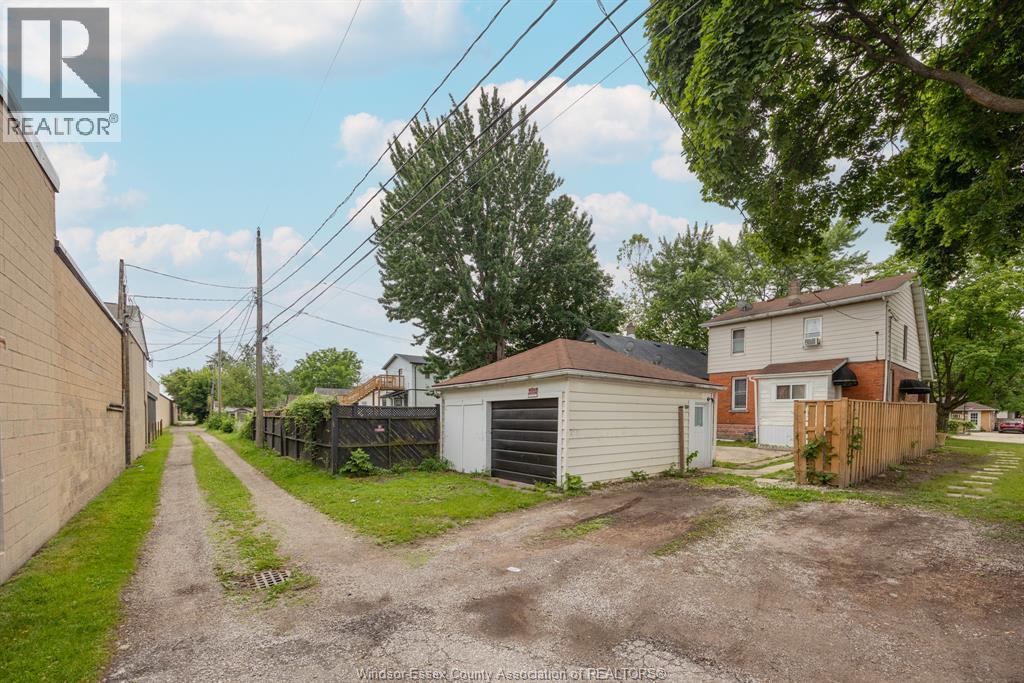 908 Oak Street, Windsor, Ontario  N9A 5G2 - Photo 27 - 26013858